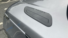 Land Rover Range Rover Velar 2.0 D240 R-Dynamic HSE 5dr Auto Diesel Estate